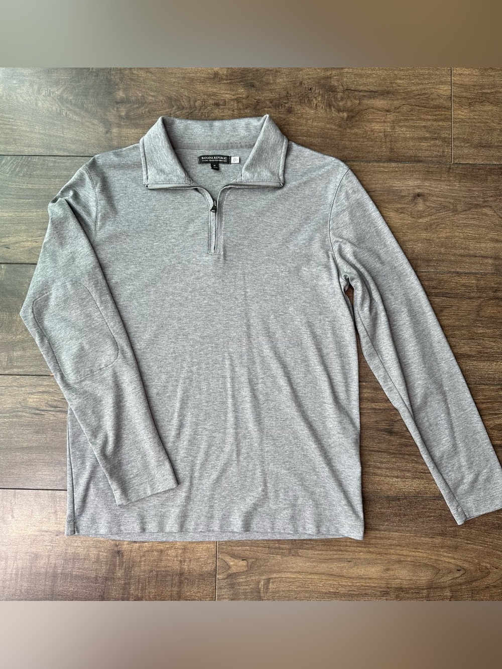 Banana Republic Men's Luxury Touch Performance Gray 1/4 Zip Pullover - Medium